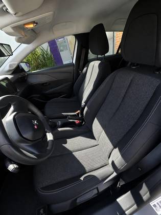 PEUGEOT 208 1.6 16V FLEX LIKE MANUAL